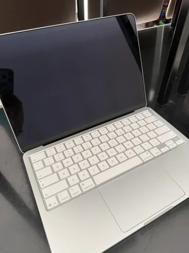 MacBook