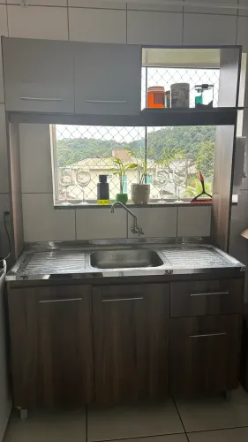 Armário e pia 