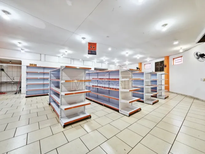 Imóvel comercial de esquina para venda e locação, próximo à Av. Luís Galvão César - Ribeir