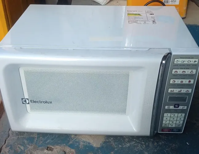 Forno Microondas Eletrolux 34 litros branco