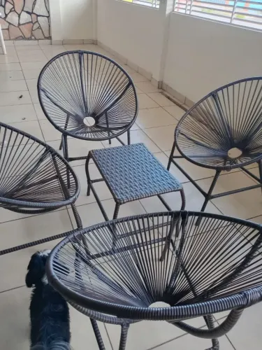 Conjunto de cadeiras  parcelo no cartão ?