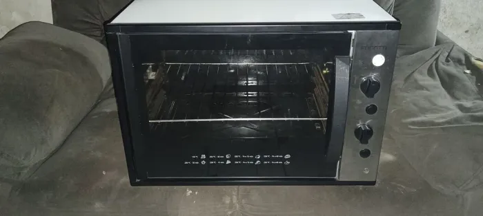 Vende-se forno elétrico funcionando perfeitamente