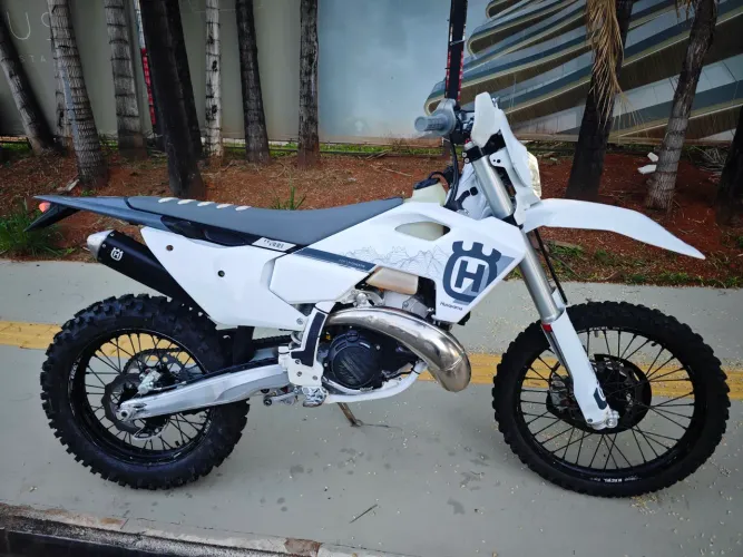 Husqvarna 300 pró 48hs 2025