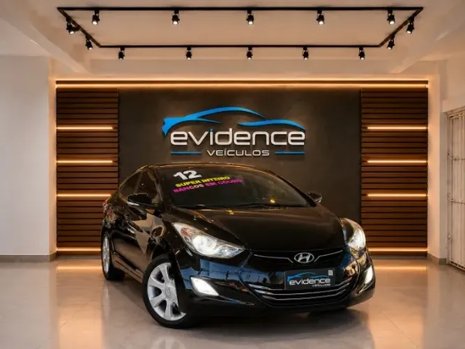 Hyundai Elantra GLS 1.8 16V Aut. 2012