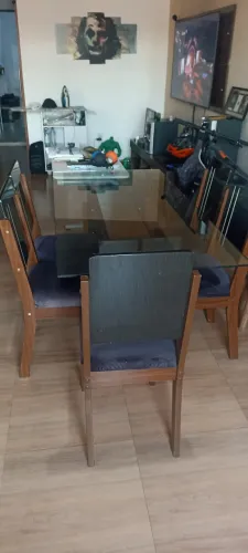Mesa de jantar + 5 cadeiras (super conservada) - ótimo custo-benefício!