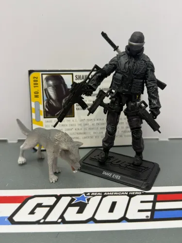 Gi Joe Pursuit of Cobra Snake Eyes v52 - 2010 - comandos em ação