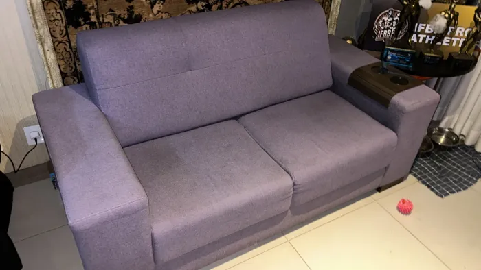 Sofá dois lugares seminovo higienizado