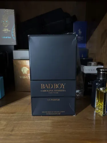 Perfume Badboy le parfum