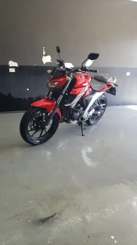 Yamarra fazer baixo km manual chave reserva bem conservada