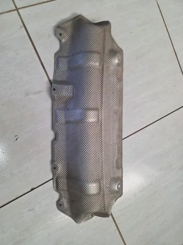 Protetor calor surdina BMW 320