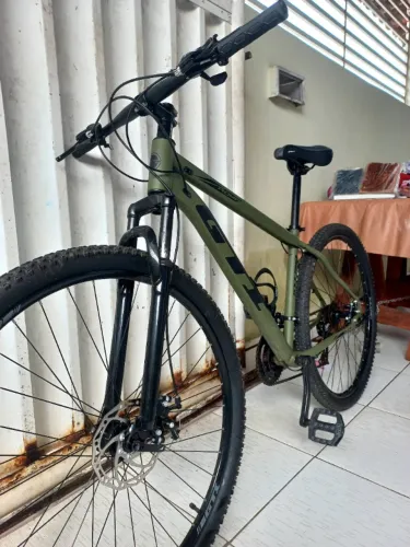 Vende-se bicicleta