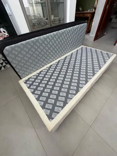 Cama de solteiro