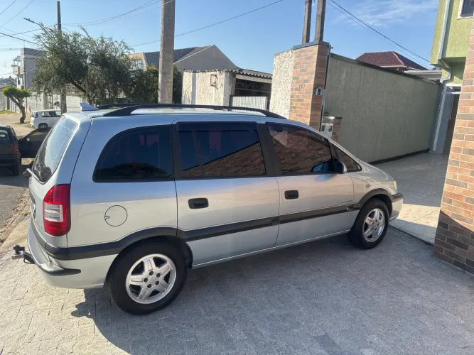 Chevrolet Zafira Expres. 2.0 MPFI Flexpower 5P AUT 2010