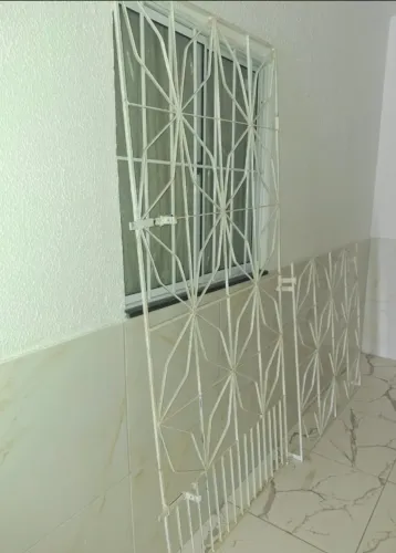 Portão de ferro