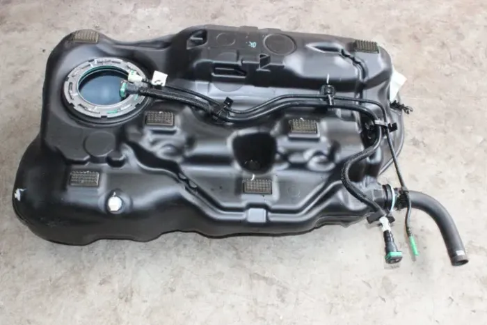Tanque Combustivel Fiat Toro 1.3 T270 522209610 2022 A 2025