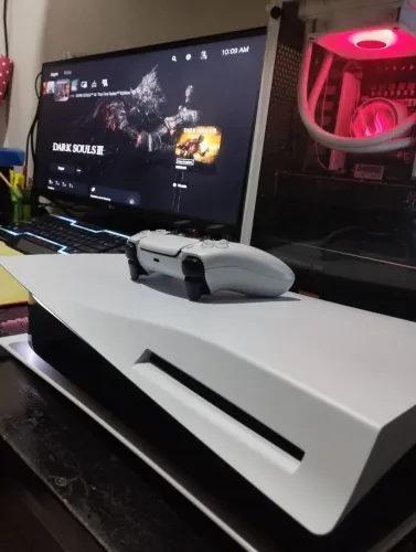 Vendo PS5 zerado com leitor de CD e com caixa