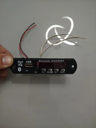 Reprodutor de áudio, USB, bluetooth, cartão mini sd e rádio