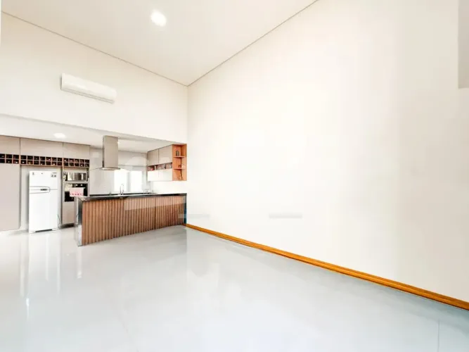 Excelente casa à venda no Condomínio Village São Carlos IV - São Carlos/SP