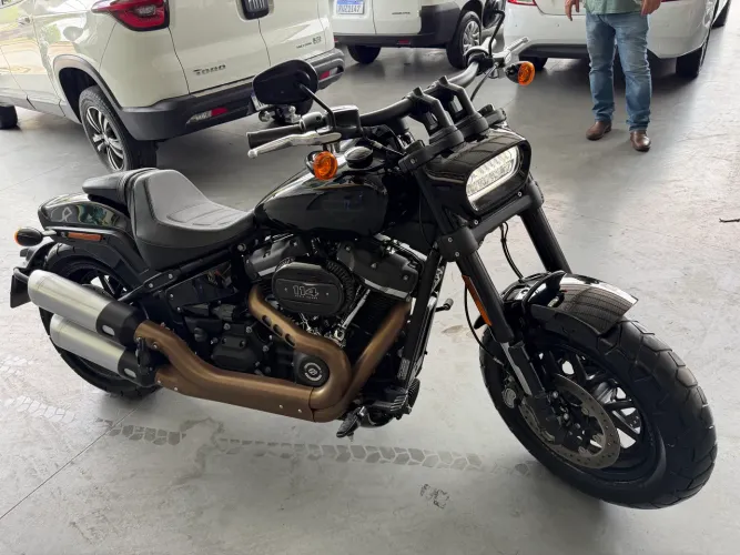 Harley-Davidson Fat Bob 114 1868cc Ano 19/19
