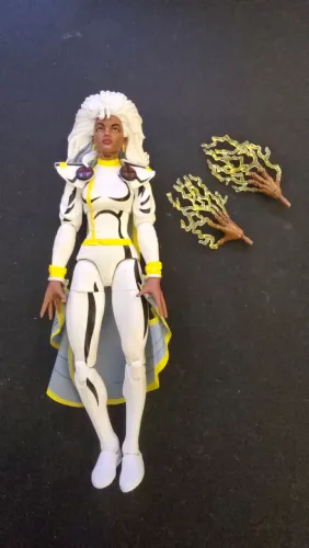 MARVEL LEGENDS - X-Men - VHS - Tempestade Storm