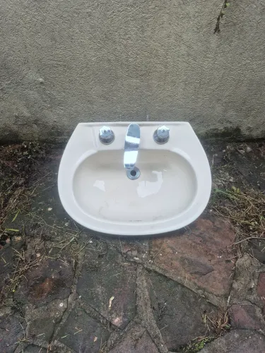 Pia e base novas