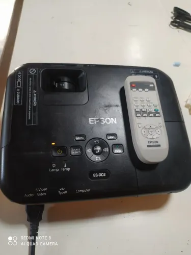 Vendo um projetor Epson
