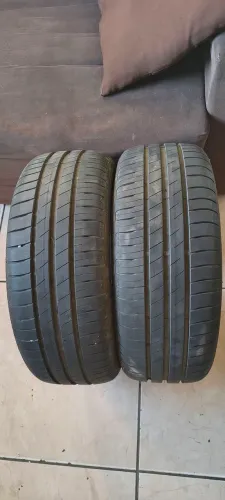 2 pneus Goodyear 195 55 15
