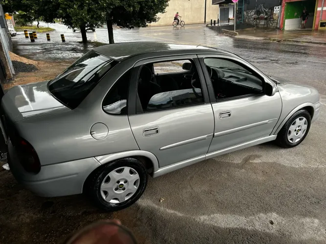 Chevrolet Corsa Super 1.0 MPFI 16V 5P 2001