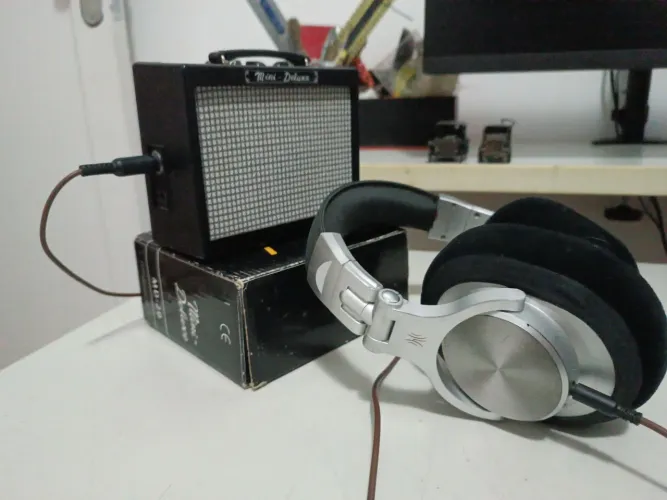 Amplificador Fender Mini Deluxe MD-20