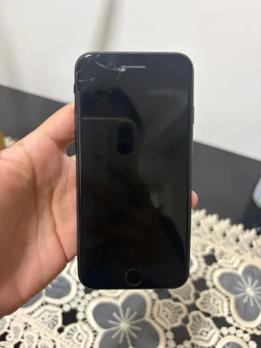 Iphone sE 2 Geração 2020