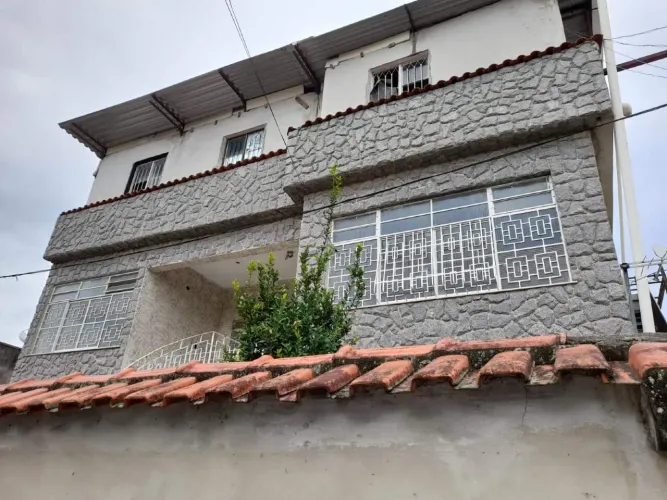Casa ( sobrado) para Aluguel 80m² em São Gonçalo na Rua ORLANDO MARTINS - Raul veiga - São