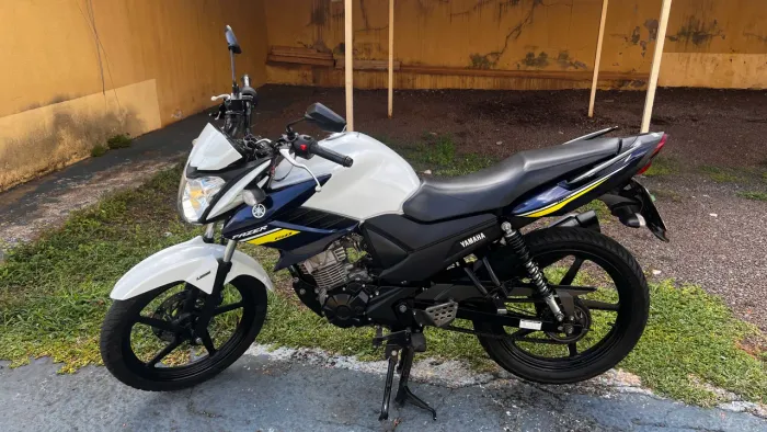 Vendo Fazer 150