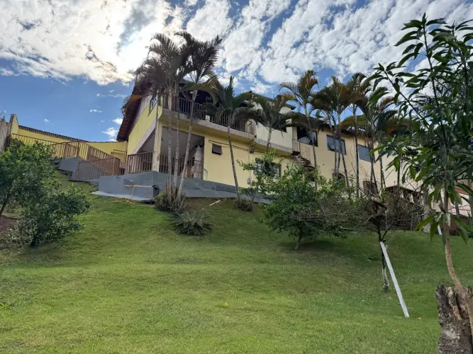 Imóvel aconchegante em bairro nobre.