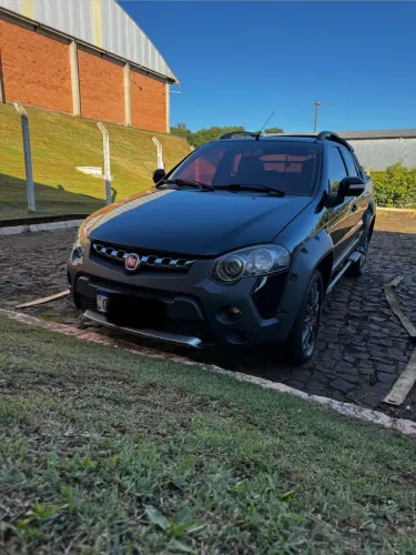 Fiat Strada Adventure1.8/ 1.8 Locker Flex CD 2014