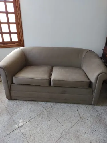 Sofá 2 Lugares - Estilo Curvo / Retrô - 1,60m