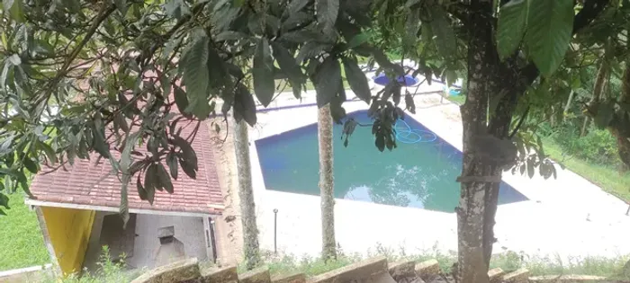 337 mil reais veraneio linda com campo futebol 