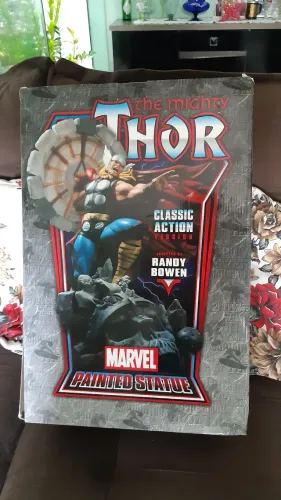 The Mighty Thor 1/6 Bowen designs