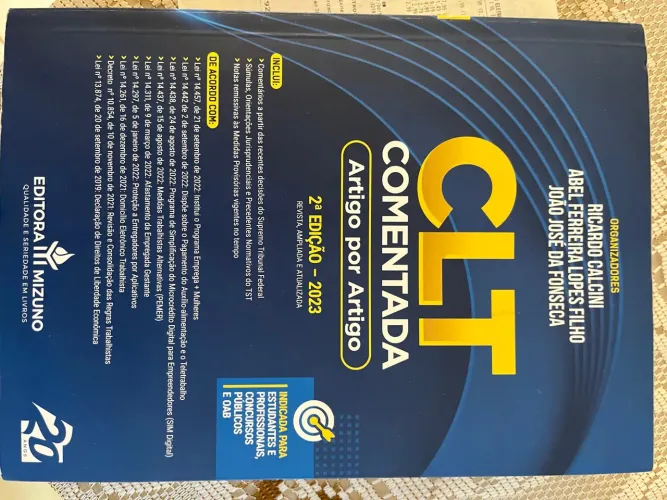 CLT comentada - atualizada 2023