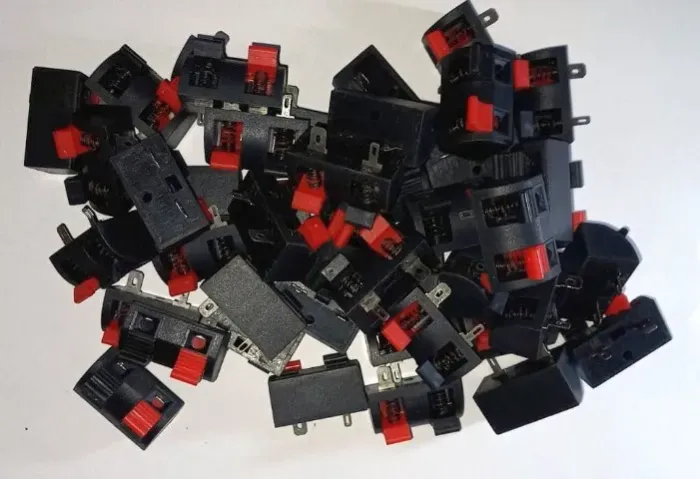 Lote 42 Conector Borne para Caixa Acústica 2 vias