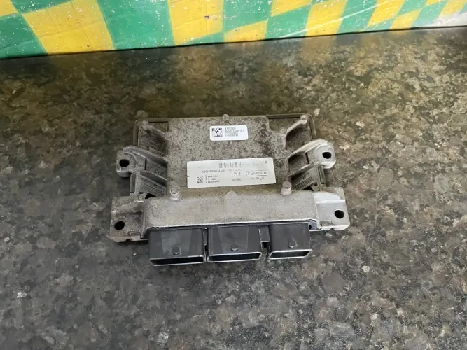 Módulo injeção eletrônica Ford ka ems2301 e3b5-12a650-hc