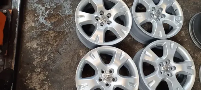 Rodas 16" Corolla 2010
