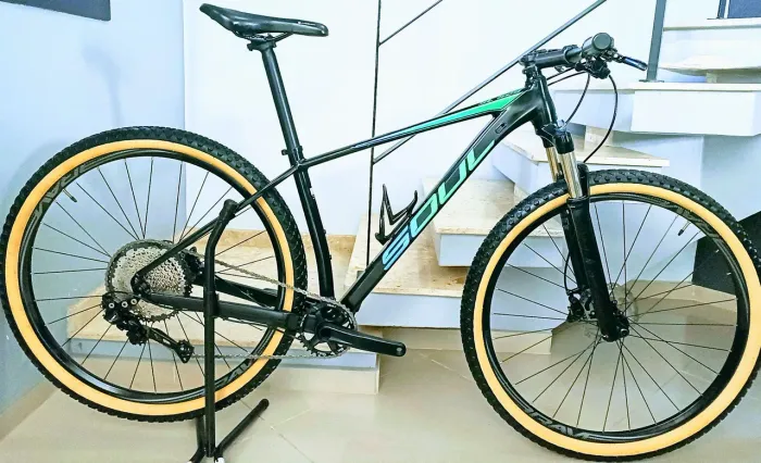 SOUL(17) 529, SHIMANO XT (18x cartão). Trocas 5k