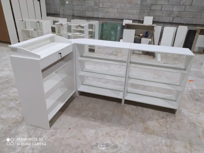 Balcão Caixa expositor c/ + 2 Balcão vitrine MDF