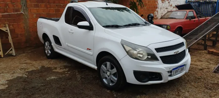 Chevrolet Montana Sport 1.4 Econoflex 8V 2P 2011
