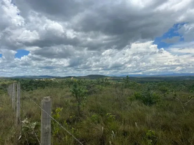 Terreno 12 ha, terra plana e boa pra plantio, boa localização, Jaboticatubas.