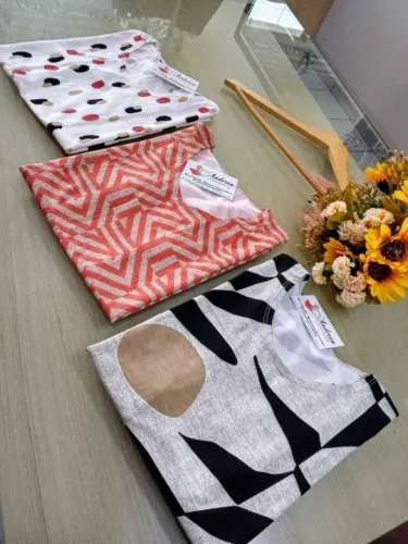 blusa básica feminina