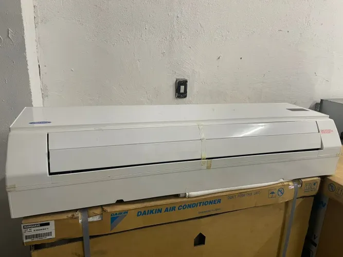 Evap Carrier 14.000 BTUs 220v Hidronico