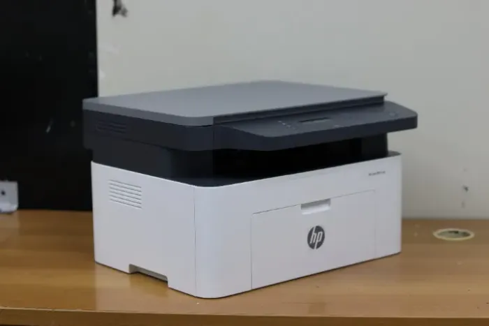 Impressora multifuncional monocromática HP Laser MFP 135A / 135W 127v
