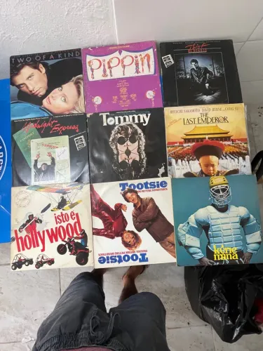 Lote de discos de trilha sonora de filmes internacionais