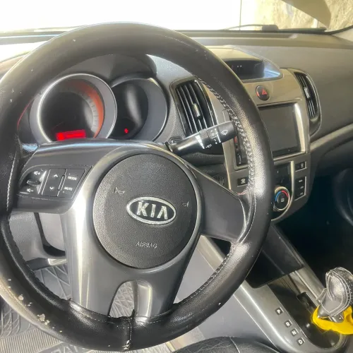 Kia Motors Cerato 1.6 16V Aut. 2011